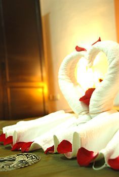 Casa Bonita Guest House Patong Luaran gambar